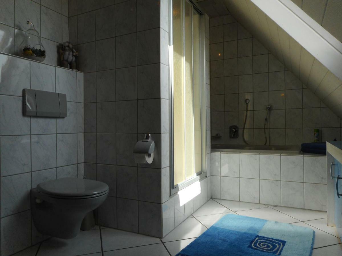 Modernes Ferienhaus Der Besonderen Art Mit Garten Lohne  Exterior foto