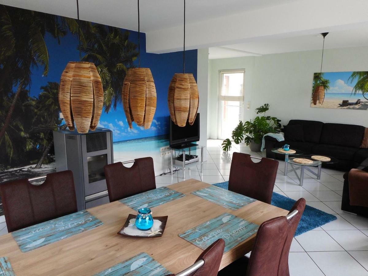 Modernes Ferienhaus Der Besonderen Art Mit Garten Lohne  Exterior foto